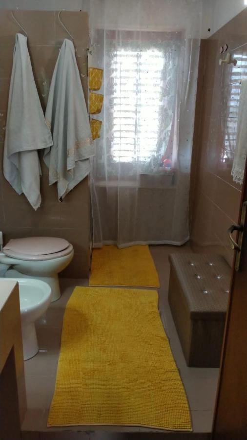 La Finestra Sul Mare Piano 2 *